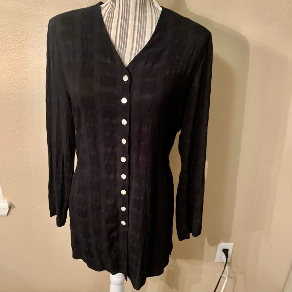 Vintage A.K.F. New York Long Rayon Blouse Medium Black Pattern Made in U.S.A. - Picture 15 of 15